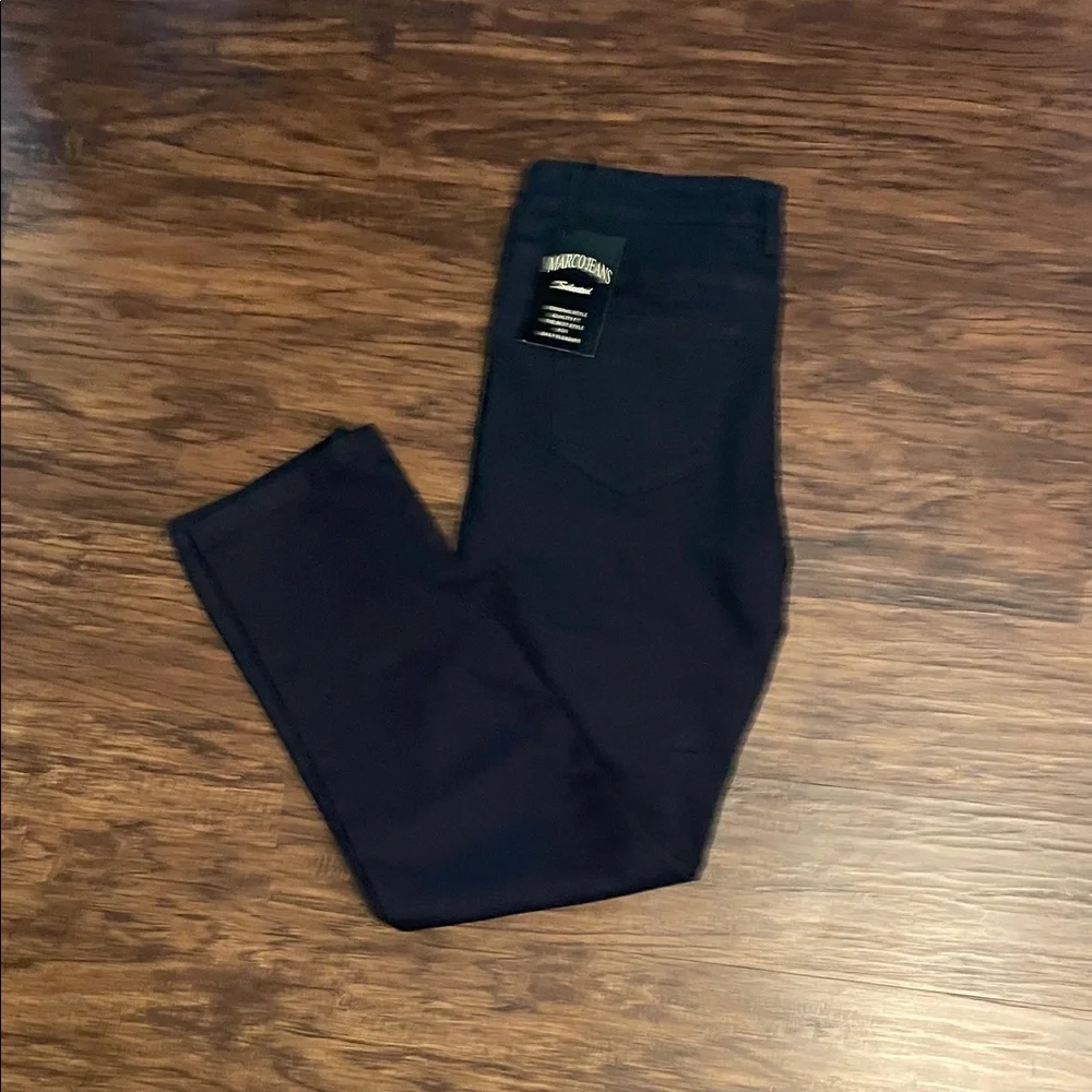 Marco Dark Blue Straight-Leg Jeans. Size 32 X 30. NWT, Retail $70